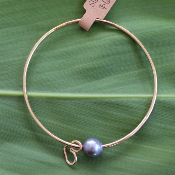 Size 8.5 Gold 12 GA - Lavendar Pearl Bangle