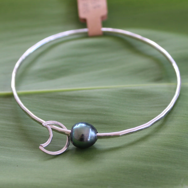 Size 8.5 Silver 12 GA - Tahitian Baroque Pearl Bangle with Moon Charm