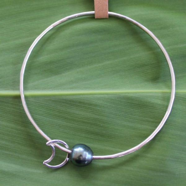 Size 8.5 Silver 12 GA - Tahitian Baroque Pearl Bangle with Moon Charm