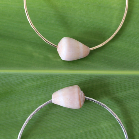 Blush Shell Bangle