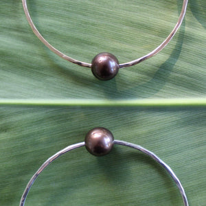 Chocolate Pearl Bangle