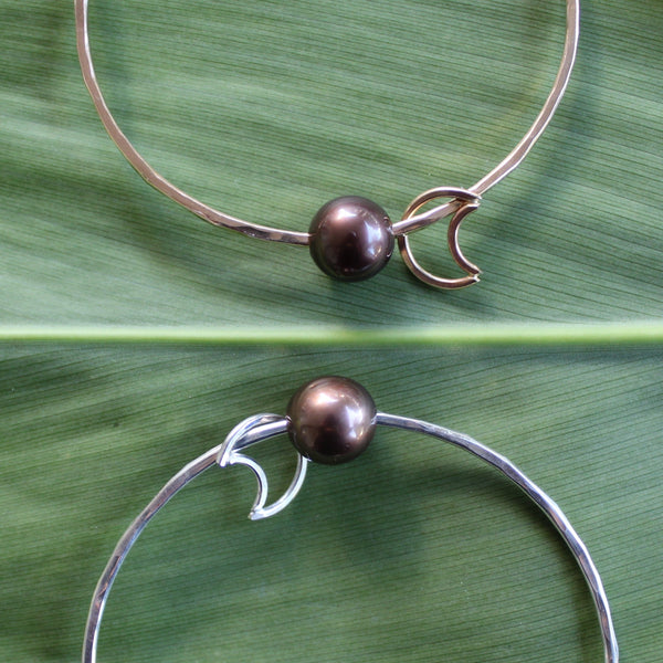 Chocolate Pearl Bangle