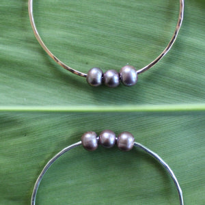 Deep Lavender Triple Pearl Bangle