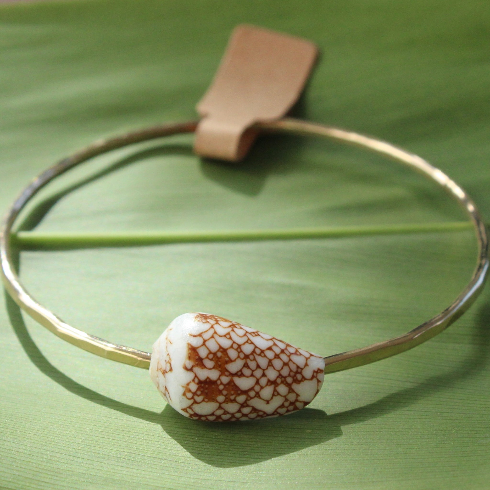 Size 8 Gold 12 GA - Shell Bangle