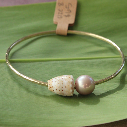 Size 8 Gold 12 GA - Shell & Pink Edison Pearl Bangle