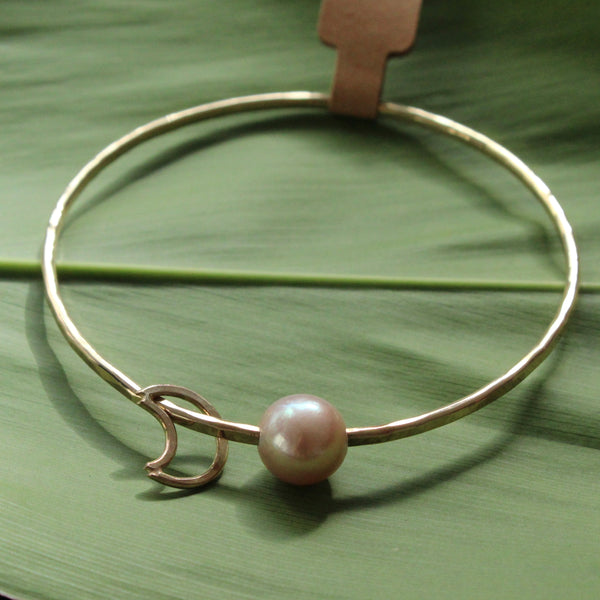 Size 8 Gold 12 GA - Pink Edison Pearl & Moon Charm Bangle