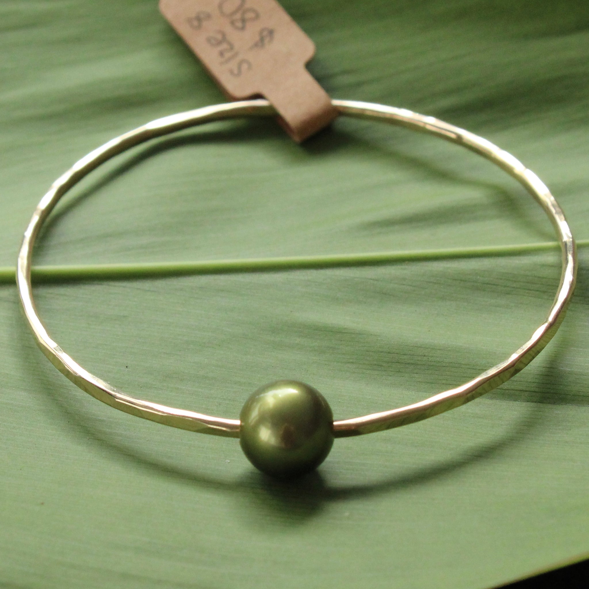 Size 8 Gold 12 GA - Pistachio Pearl Bangle